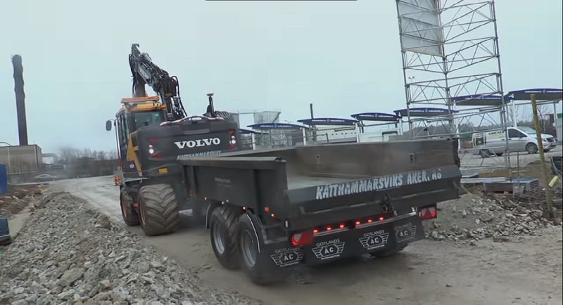 колёсный экскаватор Volvo EWR150E 